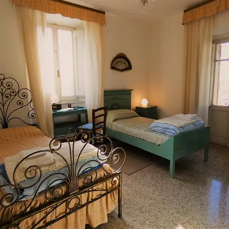 Scappo In Umbria, La Loggia